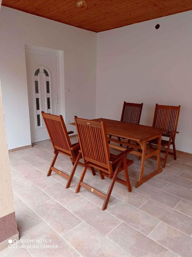 Apartment In Balatonlelle 40765 Bagian luar foto