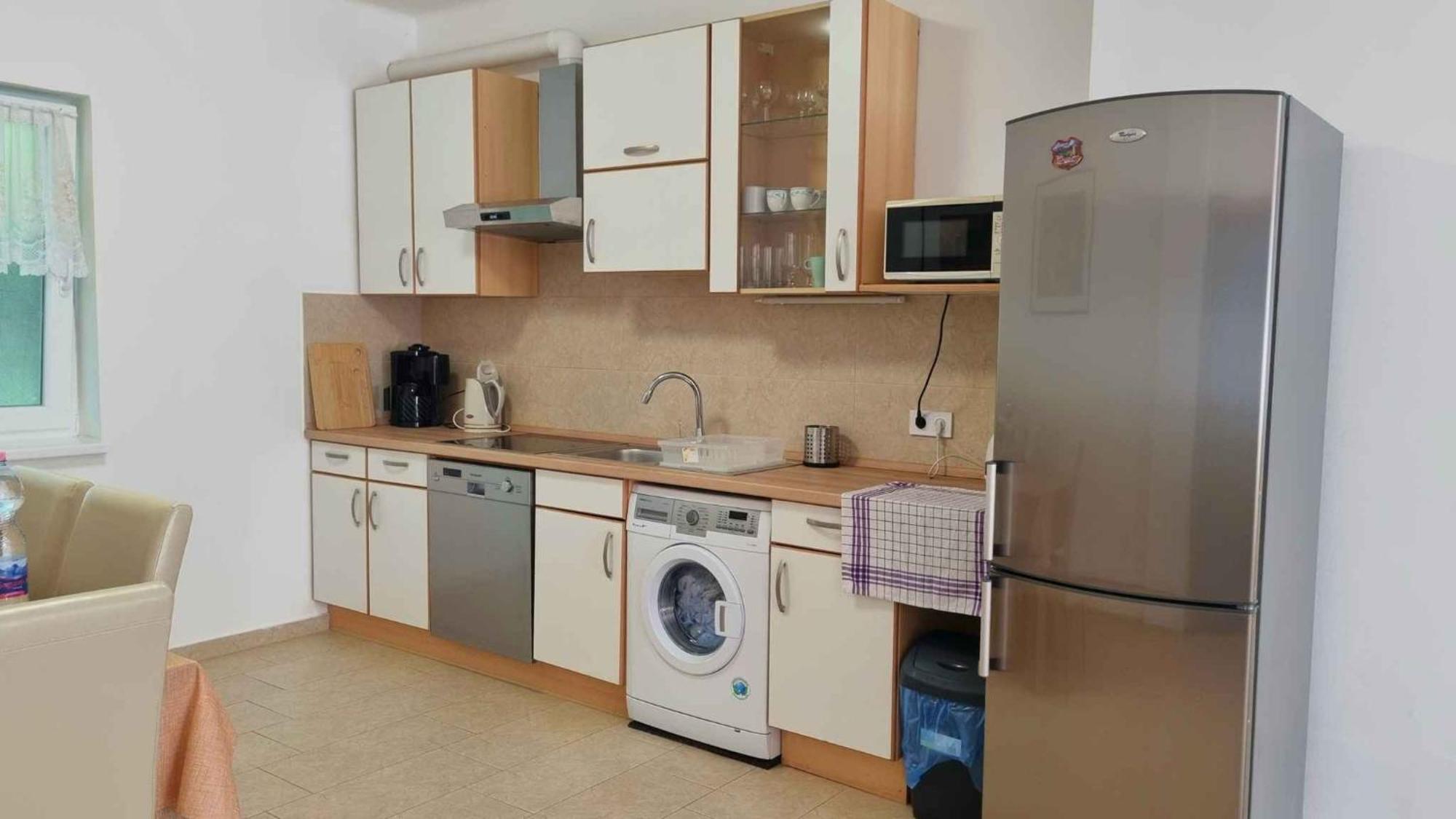 Apartment In Balatonlelle 40765 Bagian luar foto