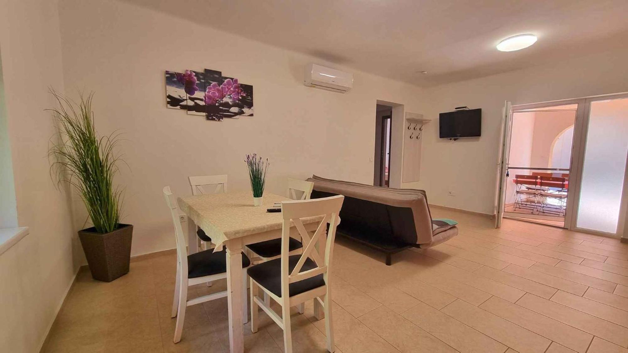 Apartment In Balatonlelle 40765 Bagian luar foto