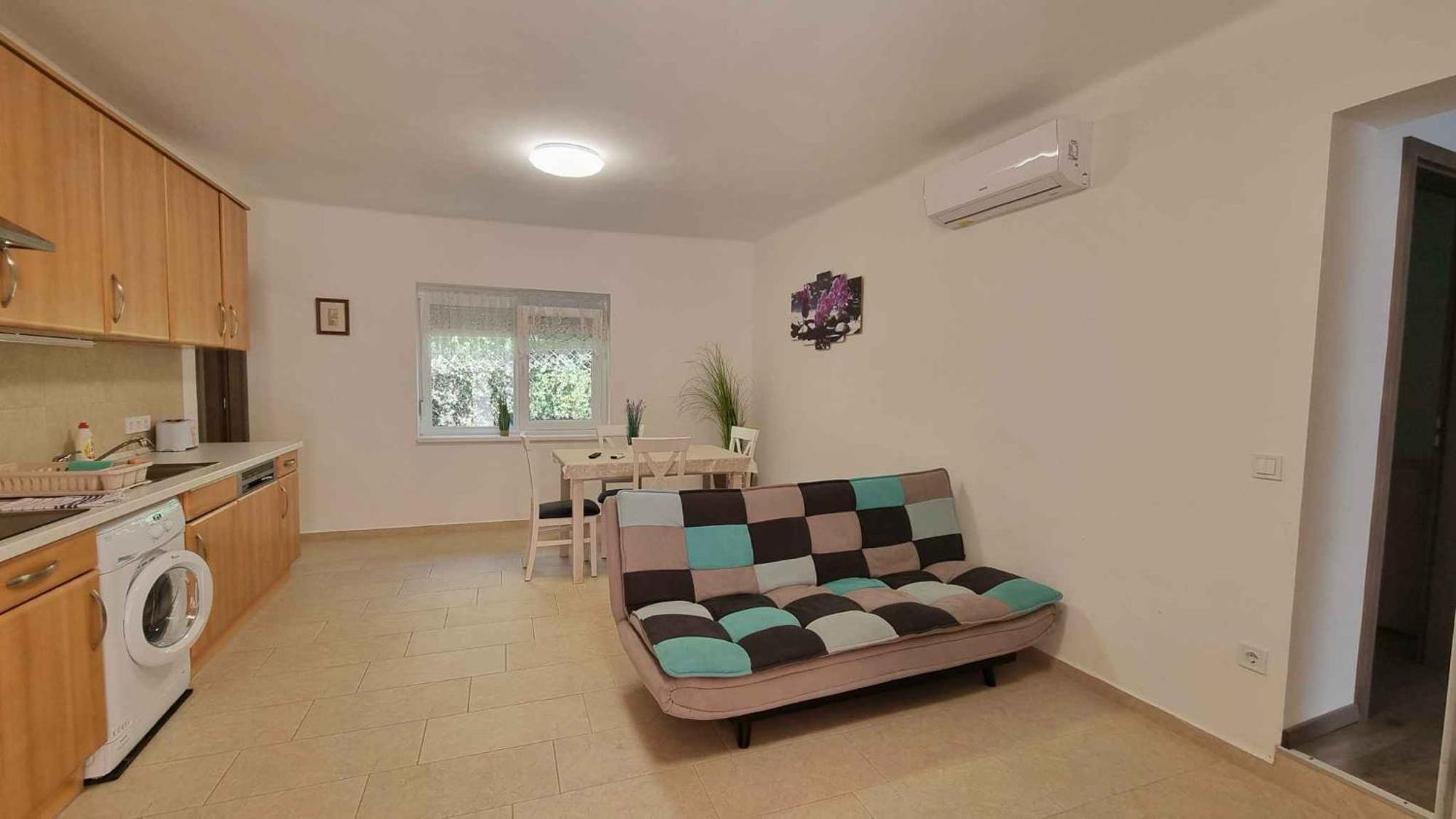 Apartment In Balatonlelle 40765 Bagian luar foto
